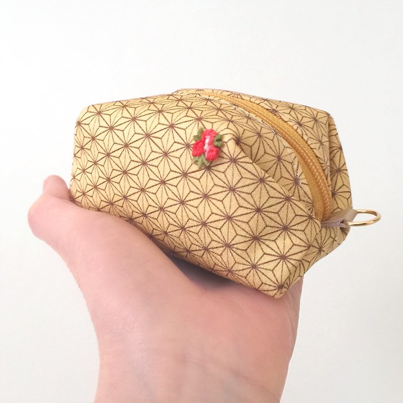 Pouch with Japanese Traditional Pattern, Kimono (Small) - Silk - Toiletry Bags & Pouches - Silk Yellow