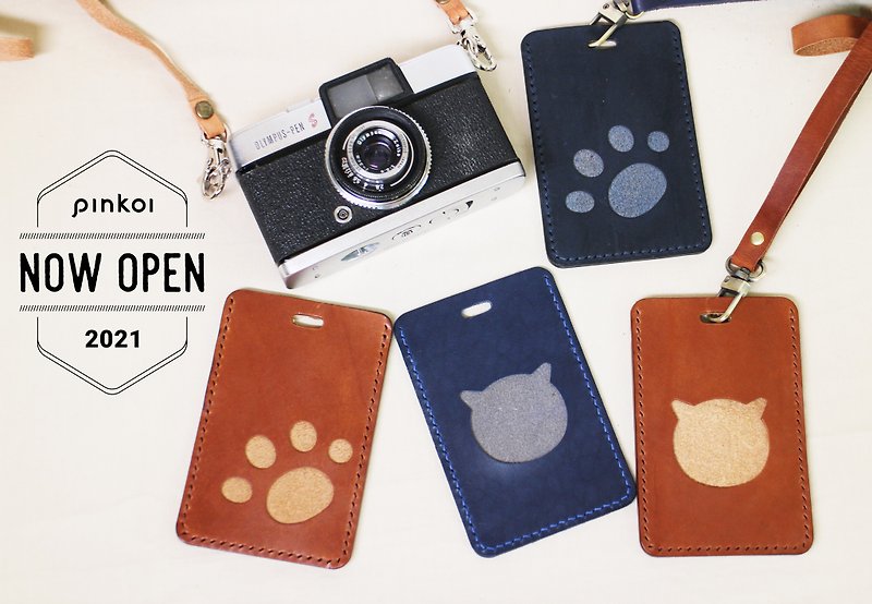 Planted leather double-layer ID card holder meat ball cat claw shape - ID & Badge Holders - Genuine Leather Brown
