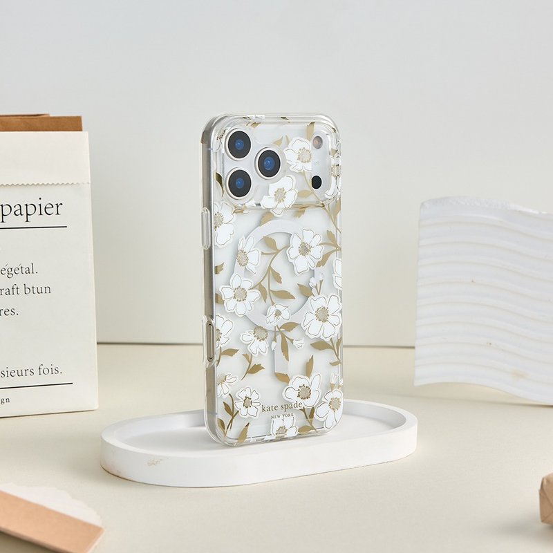 【kate spade】iPhone 17 系列 磁吸精品防摔手機殼 茉莉芬芳 - 手機殼/手機套 - 塑膠 