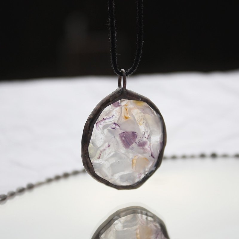 飄花玻璃項鍊 玻璃墜飾 飾品 民俗風 禮物 墜子 碎花 琉璃工藝 - 項鍊 - 玻璃 多色