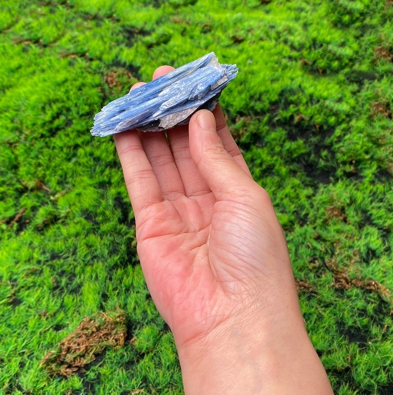 Natural raw mineral Stone symbiosis white crystal healing energy communication expression observation fast shipping - ของวางตกแต่ง - คริสตัล หลากหลายสี