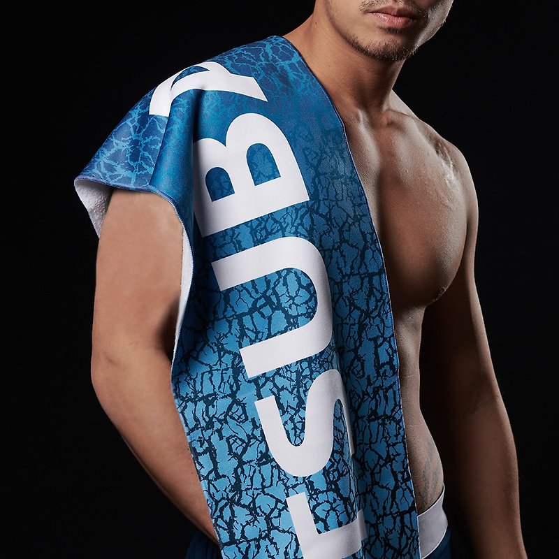 Instant absorbing and quick-drying ultra-soft fiber blue crackle pattern sports towel - อุปกรณ์เสริมกีฬา - เส้นใยสังเคราะห์ สีน้ำเงิน