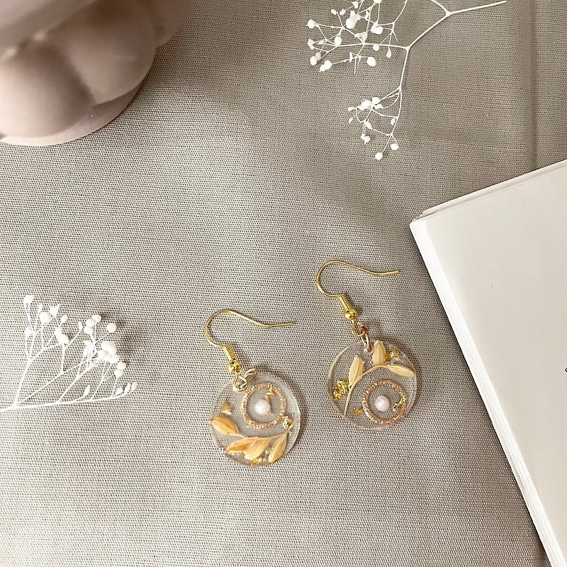 Light luxury eternal flower wheat ear earrings real flower earrings Japanese resin KC gold ear hook Clip-On - ต่างหู - เรซิน สีทอง