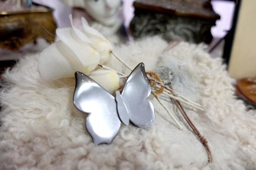 2025厳選】蝶 ブローチ アンティークの人気商品｜グローバル通販