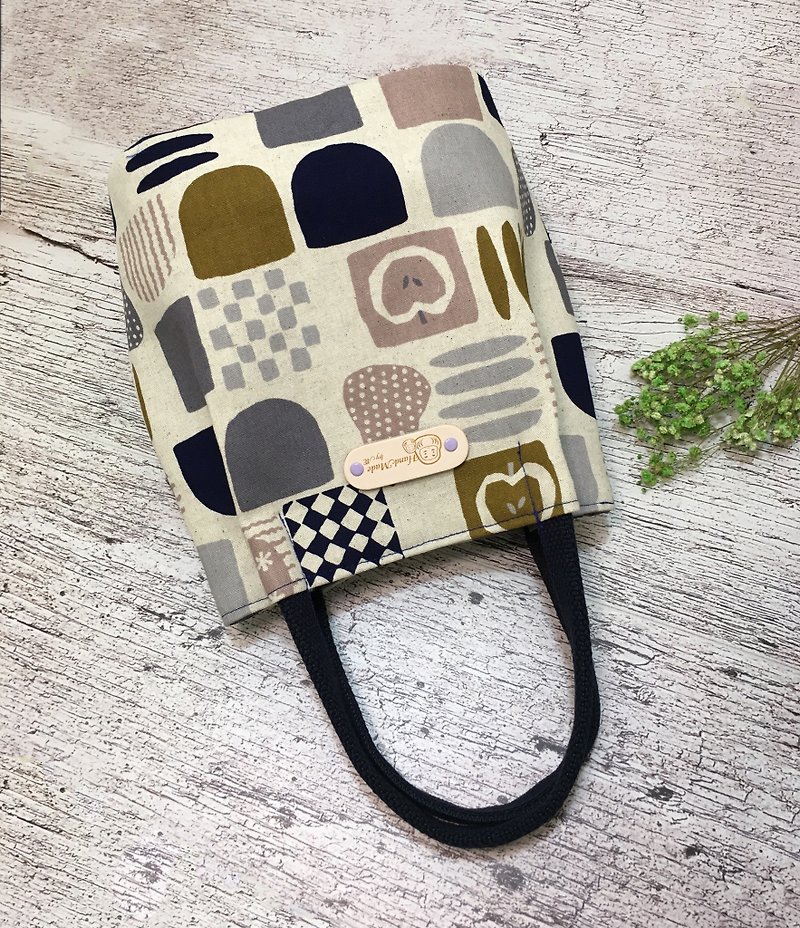 Geometric style walking handbag - Clutch Bags - Cotton & Hemp 