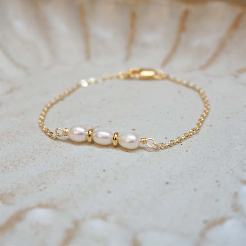 ll Limited special offer ll Freshwater Pearl Bracelet - Freshwater Pearl Thin Bracelet - Pinkoi Limited - Bracelets - Pearl Gold