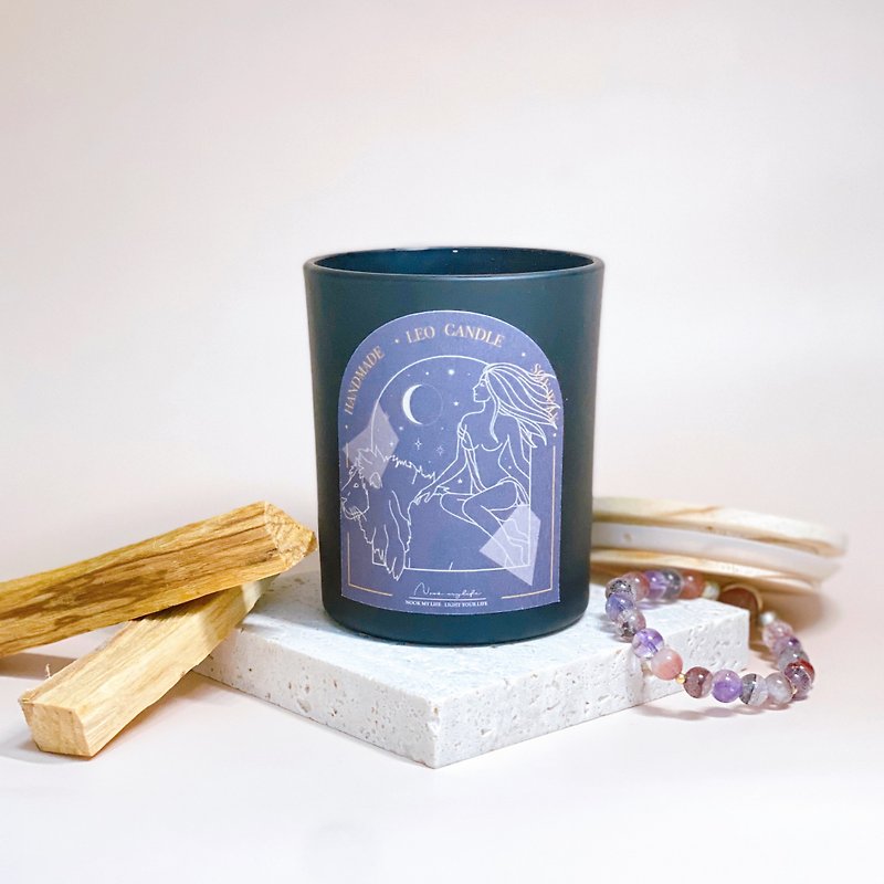 [Free engraving is available] All natural soy Wax-Holy Wood Leo candle constellation birthday wedding gift - Candles & Candle Holders - Wax Purple