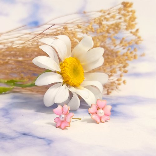 玩美的夢想花園 迷你粉彩單朵可愛櫻花耳環 可改耳夾 生日禮物 好友禮物