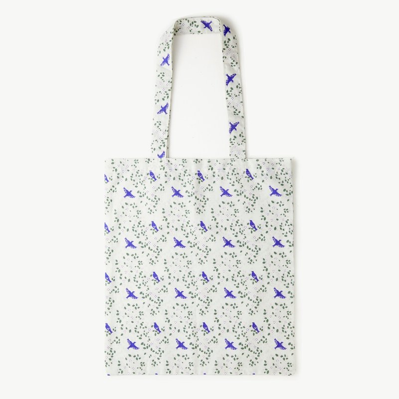 Block Print Tote Bag / Blue Birds - กระเป๋าถือ - ผ้าฝ้าย/ผ้าลินิน สีน้ำเงิน