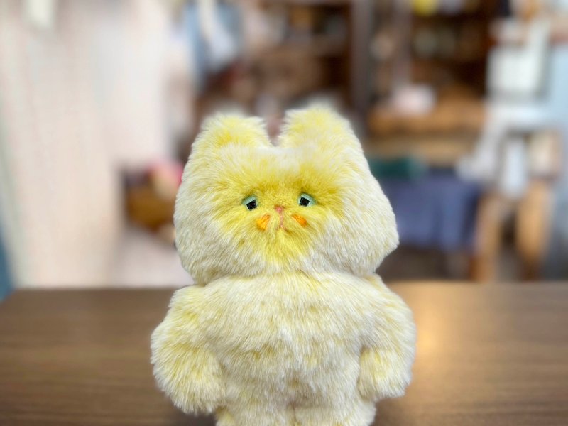 Cat Fluffy type White Yellow - Stuffed Dolls & Figurines - Polyester Yellow