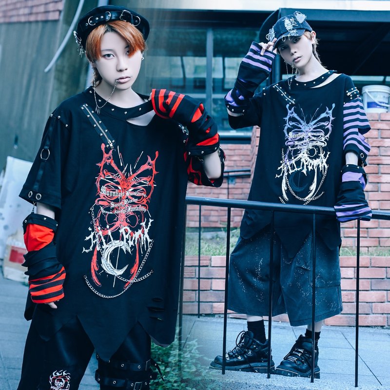 原創龐克風墮翼蝶影不規則割破條紋接袖T恤漸層肋骨印花JJ2557 - 女 T 恤 - 棉．麻 