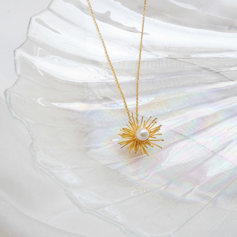 Sea urchin pendant - สร้อยคอ - ทองแดงทองเหลือง 