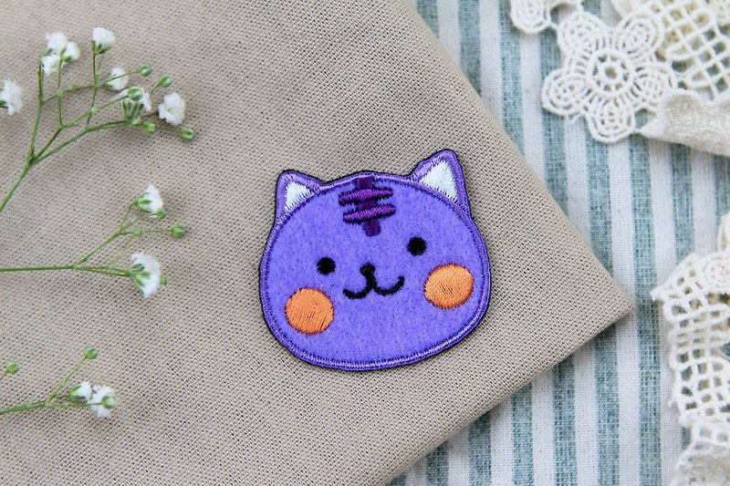 Smiling Big Head Purple Purple Meow Self-adhesive Embroidered Cloth Sticker-Baby Meow Series - Knitting, Embroidery, Felted Wool & Sewing - Thread Purple
