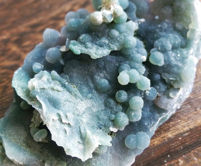 グレープクォーツ ブドウの形をした紫水晶グレープアゲート