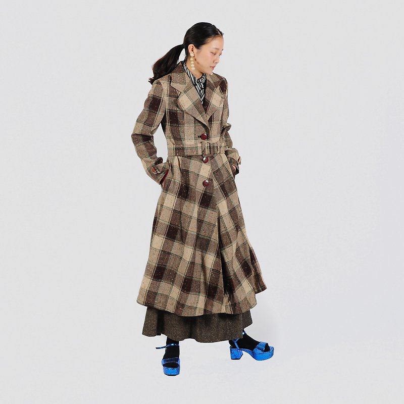 [Egg Plant Vintage] Breeze Strolling Checkered Flower Vintage Coat - Women's Blazers & Trench Coats - Wool 