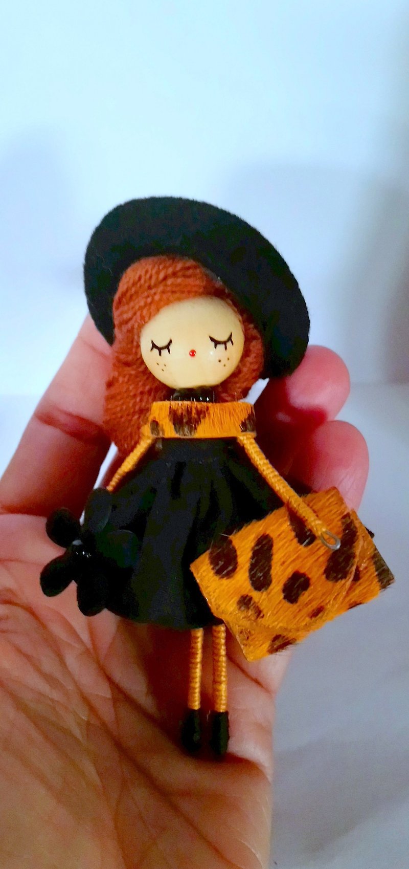 ブローチ人形マーサ - ブローチ - 木製 