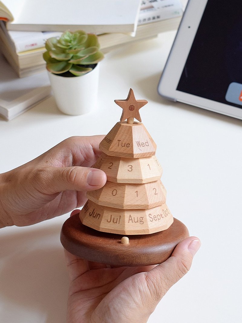 Christmas tree desk calendar solid wood creative decoration gift perpetual calendar calendar - ปฏิทิน - ไม้ 