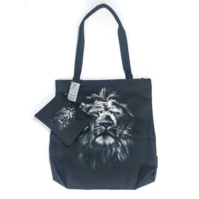 Black crossbody bag with lion print - 手提包/手提袋 - 棉．麻 