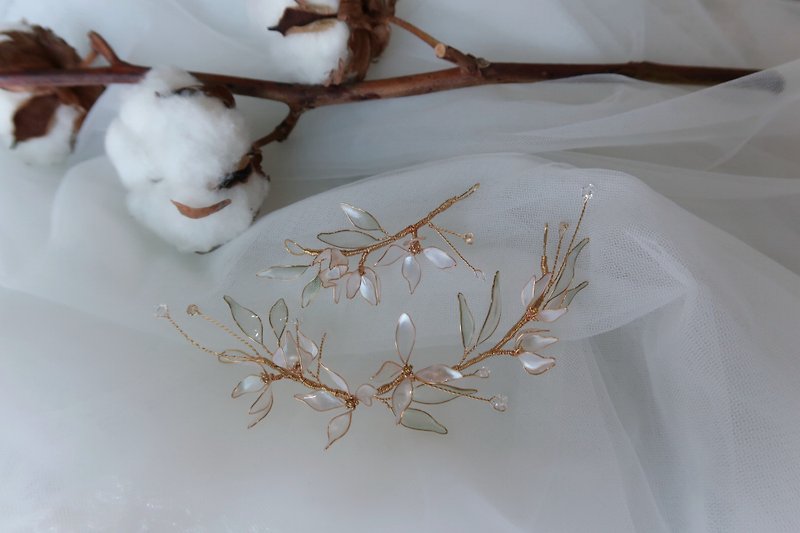 蝶戀花-兩件組 新娘手作頭飾 水晶花配飾 - 髮夾/髮飾 - 樹脂 白色
