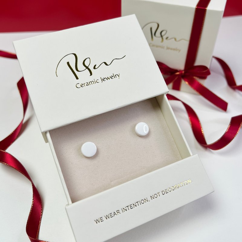 Minimalist White Porcelain Earrings White Dot Christmas Party Gift Packaging - Earrings & Clip-ons - Porcelain White