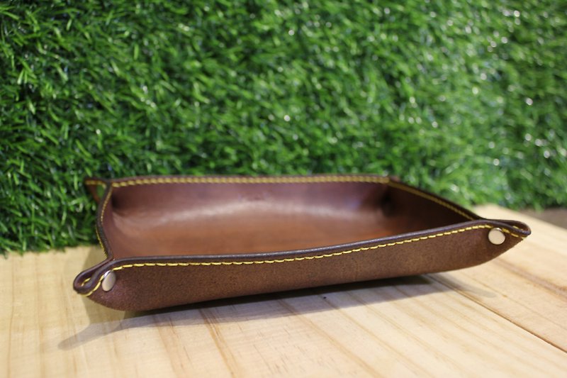 【Mini5】Hand-dyed straight-grain leather storage tray (brown brown) - กล่องเก็บของ - หนังแท้ หลากหลายสี