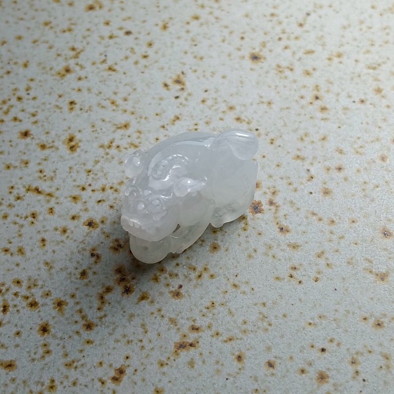 J0227天然翡翠A貨 . 冰種白月光貔貅.招財.掛飾. - 擺飾/家飾品 - 玉石 