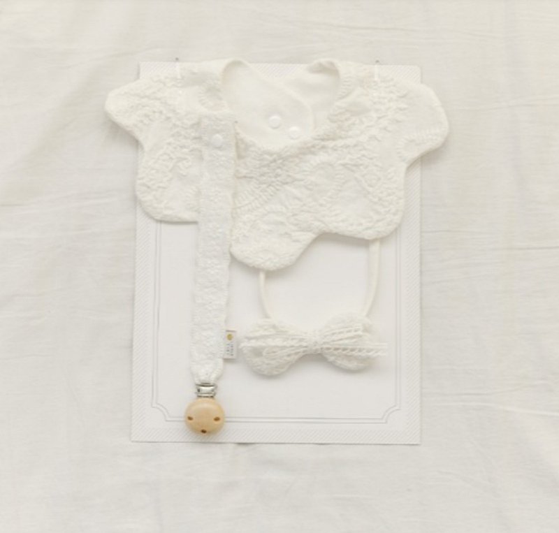 Reimy Bib Set Baby Shower Gift  Baby Lace Bib, Pacifier Clip and Headband - 彌月禮盒 - 其他材質 多色