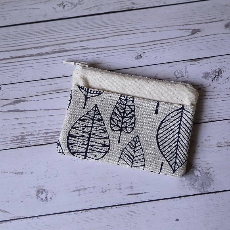 Cotton and linen coin purse // rice gray leaf pattern // handmade limited edition - Coin Purses - Cotton & Hemp 
