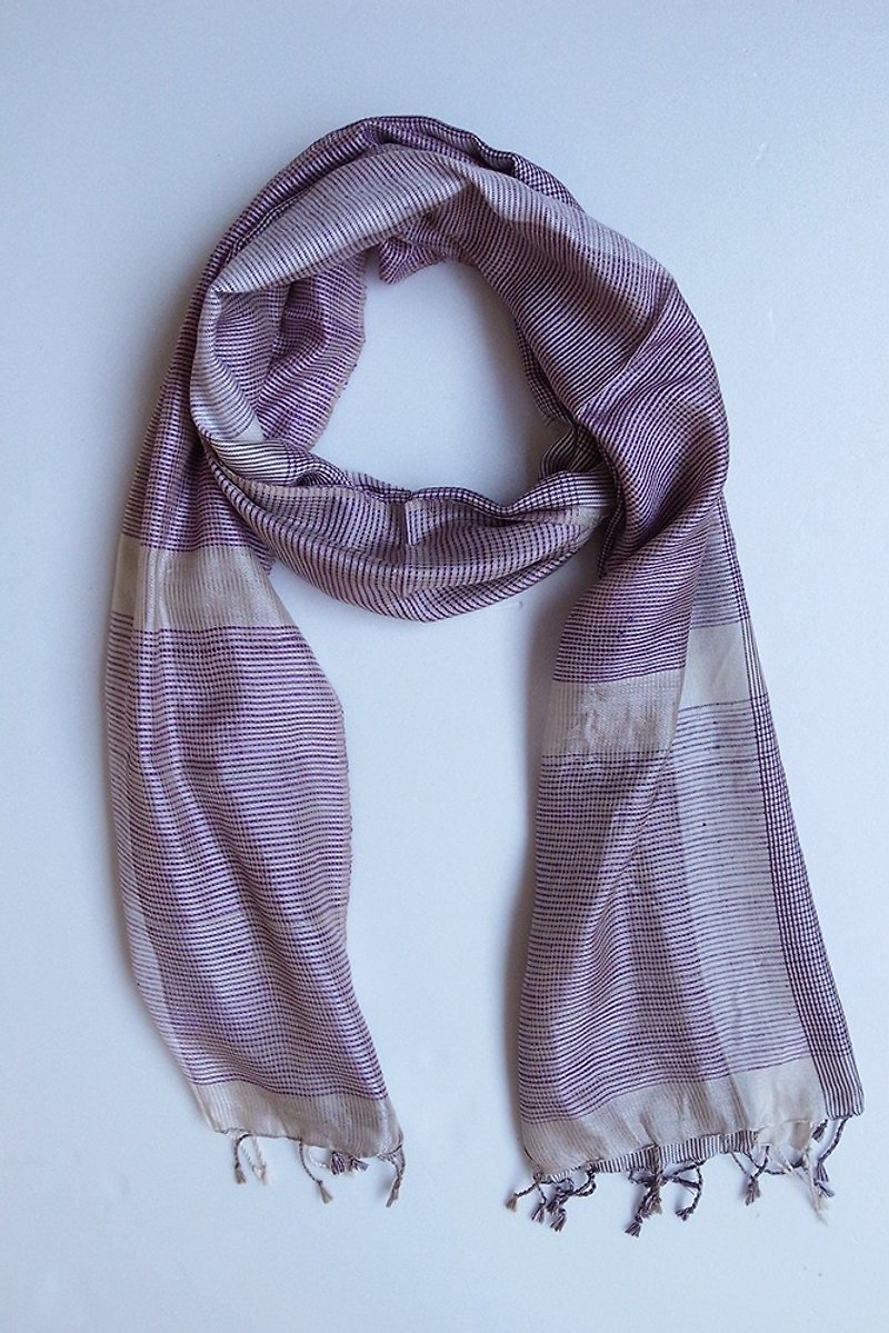 【Grooving the beats】Wild Silk Hand Woven Stole / Shawl / Scarf / Wrap（Green） - Scarves - Silk Purple