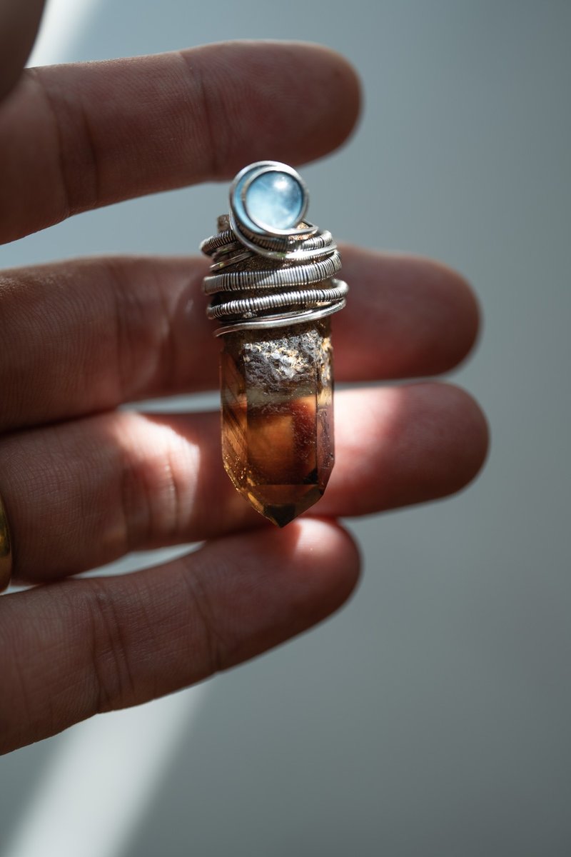 【Wrap Around Studio】S925 Wire Wrapping | Smoky Quartz and Aquamarine Pendant - Necklaces - Sterling Silver Multicolor