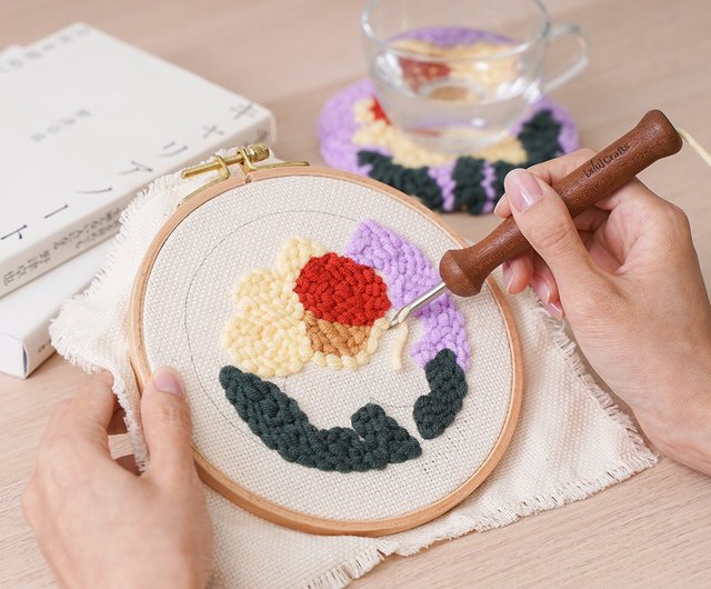 Narcissus Coaster】Punch Needle Embroidery  Xiu Crafts - Shop XiuCrafts  Knitting, Embroidery, Felted Wool & Sewing - Pinkoi