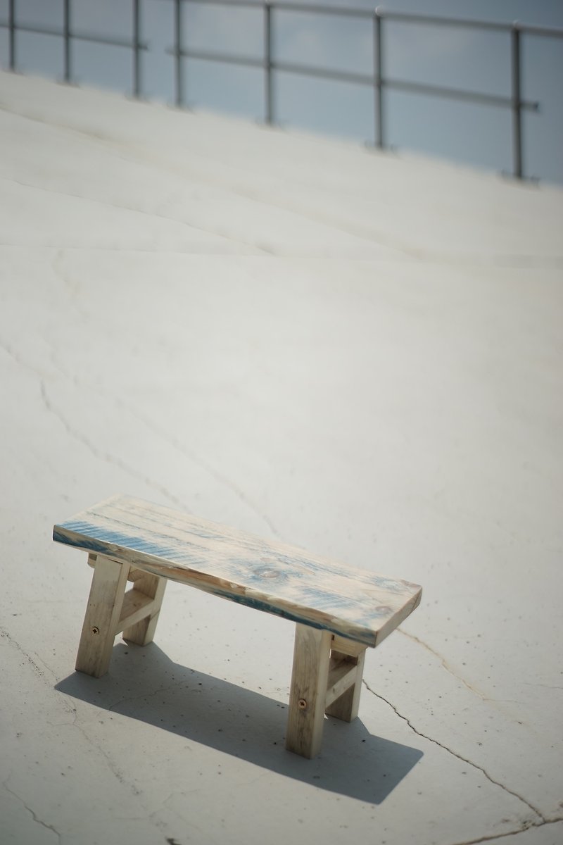 Recycle Pallet wood stool - Hong Kong vintage wood stool - เฟอร์นิเจอร์อื่น ๆ - ไม้ สีน้ำเงิน
