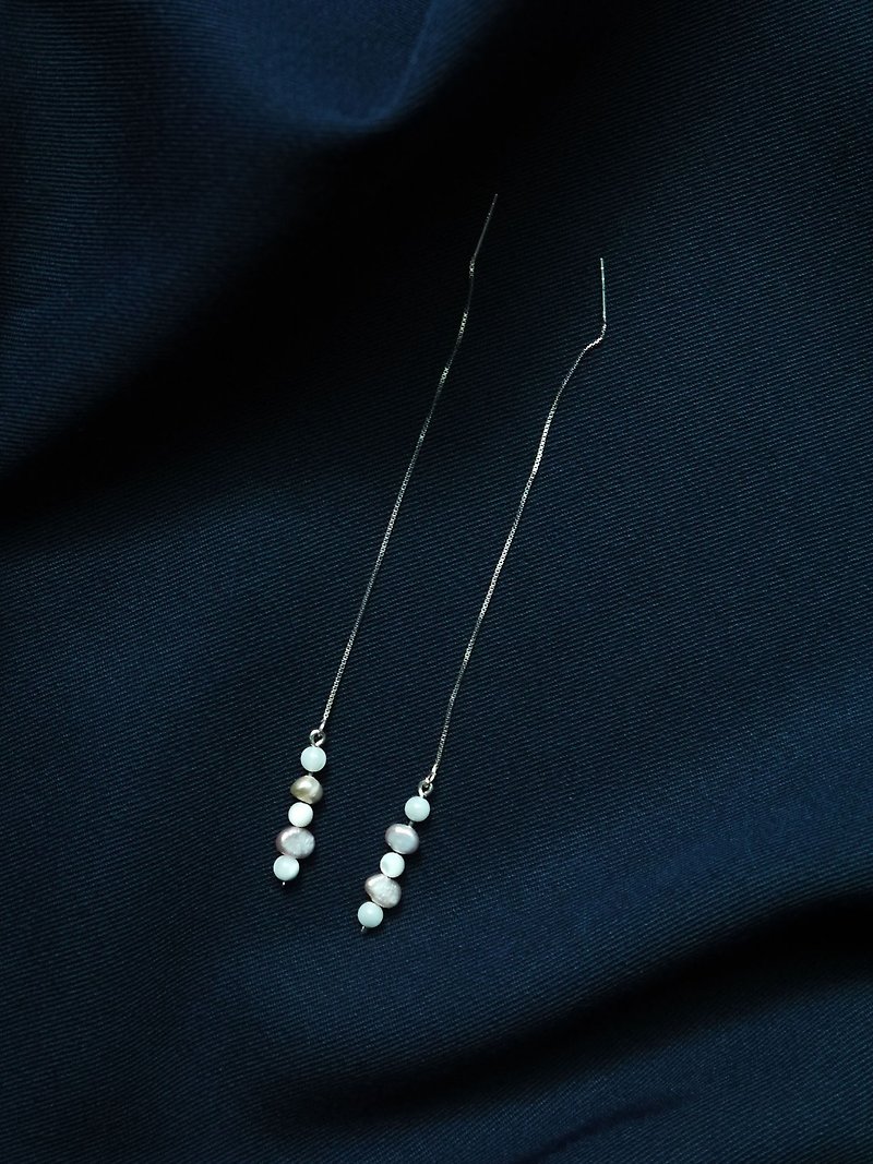 Strings - Freshwater Pearl & Shell Beads - 925 Sterling Silver Earrings - ต่างหู - โลหะ สีเงิน