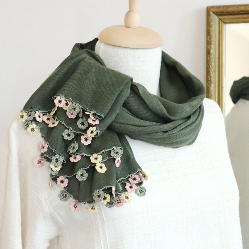 OYA crochet thin Pashmina shawl【MARY】Ever Green - ผ้าพันคอ - ขนแกะ สีเขียว