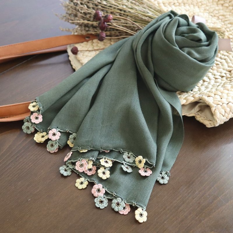 OYA crochet thin Pashmina shawl【MARY】Ever Green - ผ้าพันคอ - ขนแกะ สีเขียว