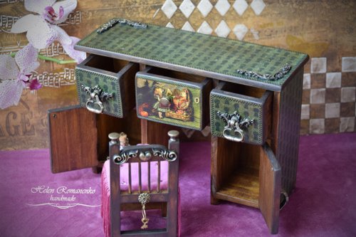 不思議の国のアリス 装飾キャビネット ジュエリー 戸棚 彼女の家具への