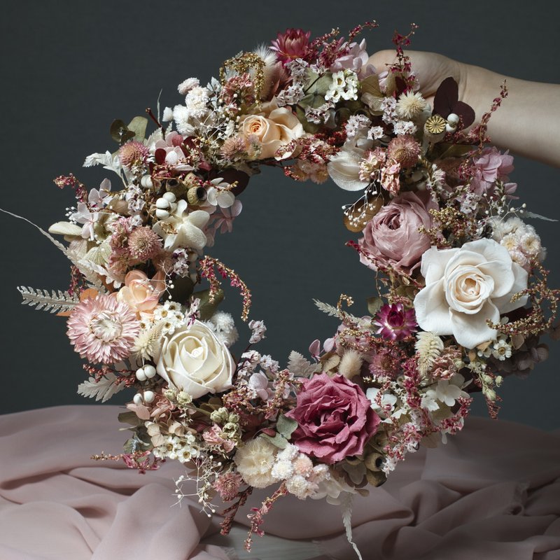 Autumn Whispers Series - Small Preserved Autumn Harvest Flower Wreath - Dried Flowers & Bouquets - Plants & Flowers Pink