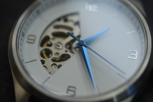 Watchmake Factory 藍針369金屬浮雕錶盤/日本製機械錶/鏤空機芯/50米防水/自動上鏈
