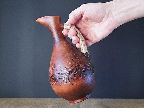 HomeKraft Pitcher, Handmade Pottery Bottle with Lid, Eco-friendly Tableware, Kitchen Gifts