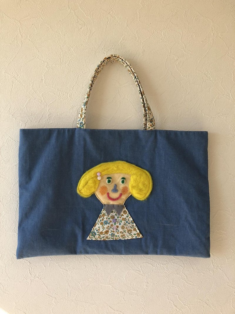 Girl's bag - Handbags & Totes - Wool 