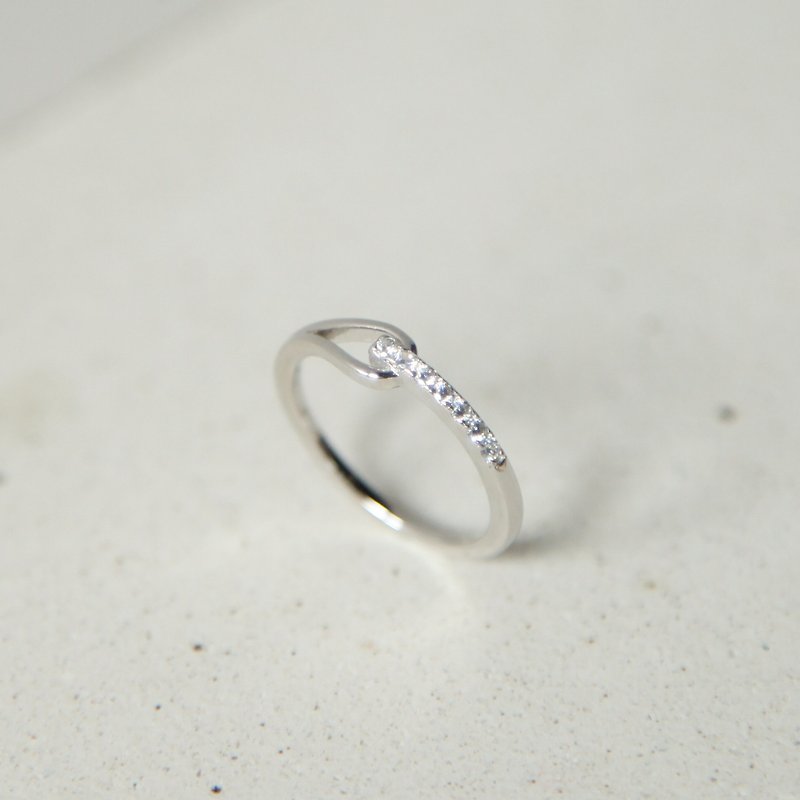 Galaxy Kink Sterling Silver Ring | Light Jewelry | Sterling Silver. Romantic luxury - แหวนทั่วไป - เงินแท้ 