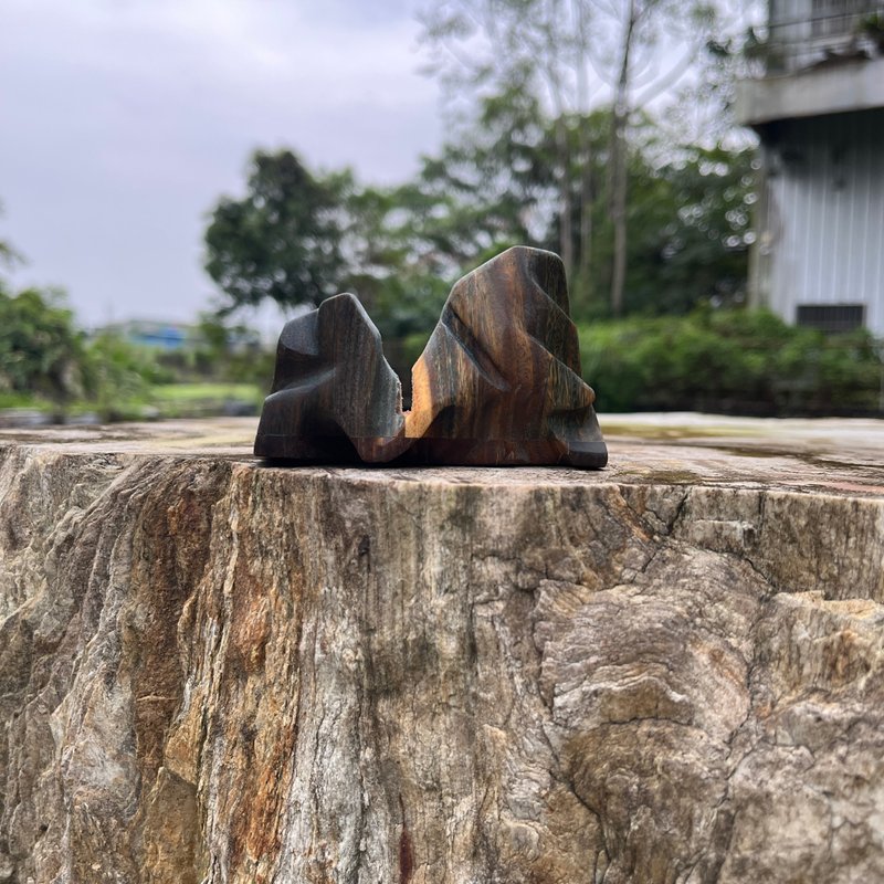 心山系列　欲青綴樊　山形擺件　綠檀擺件　家飾擺件　雕刻件 - 擺飾/家飾品 - 木頭 綠色