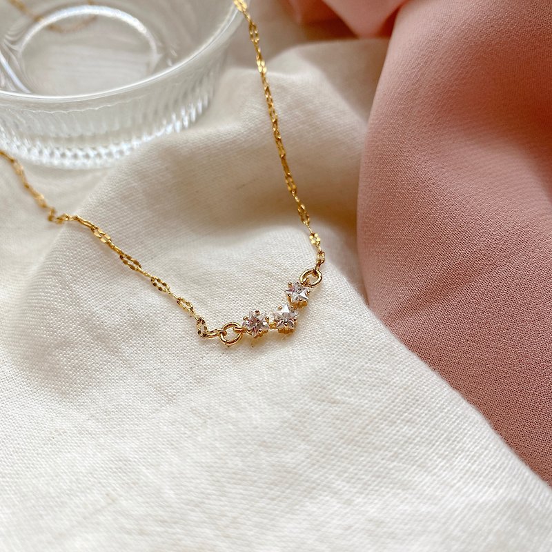 Make a wish -Brass zircon necklace - สร้อยคอ - ทองแดงทองเหลือง สีทอง
