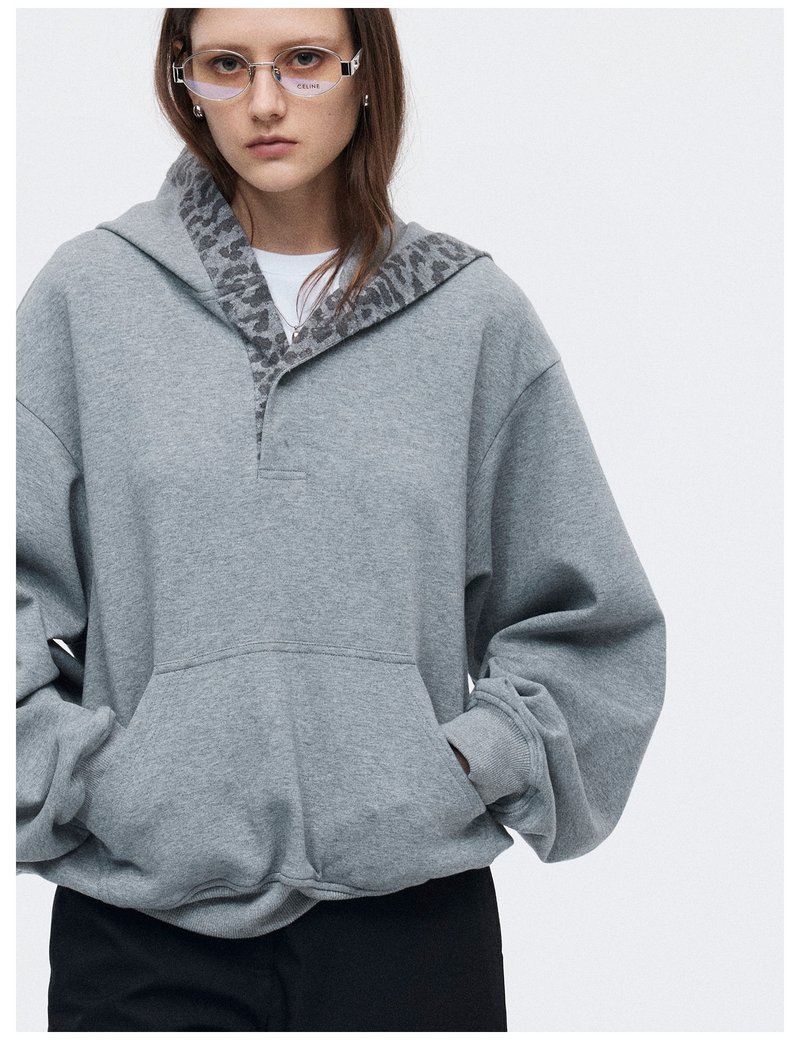 ライトグレー レオパード柄切り替えデザイン カジュアルルーズフィット ヘンリーネックプルオーバーフーディ - ジャケット - ポリエステル グレー