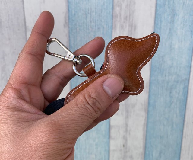 Healing small things brown cute dachshund dog hand-stitched leather  keychain small size