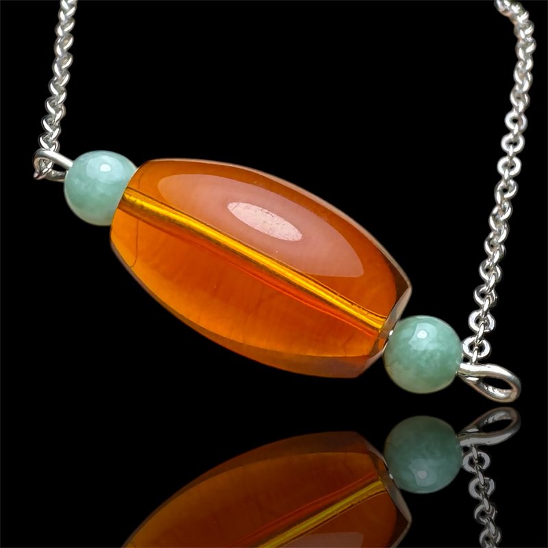 A06 頂級金紅珀紅茶珀桶珠項鍊 搭配晴綠翡翠能量珠 招財聚福 - 項鍊 - 其他材質 咖啡色