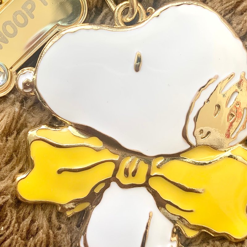 Yellow Snoopy key ring pendant metalworking enamel Snoopy - ที่ห้อยกุญแจ - วัตถุเคลือบ สีเหลือง