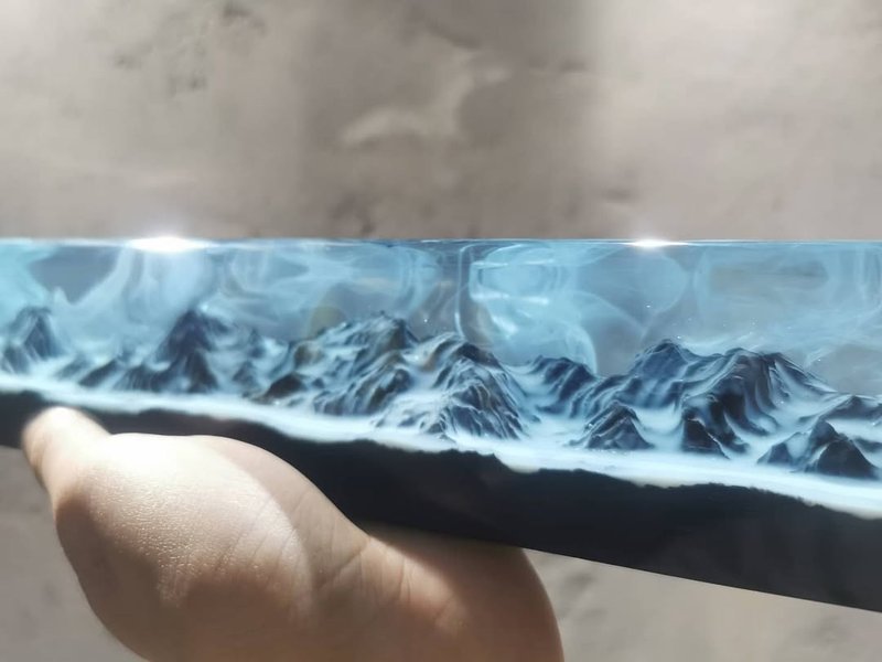 雪山、手工製作樹脂木質紙鎮、獨一無二、藝術裝飾品、天然樹脂木 - 擺飾/家飾品 - 樹脂 白色