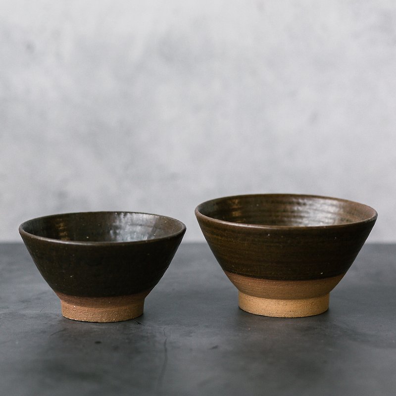 Bowl _ bean black - Bowls - Pottery Brown
