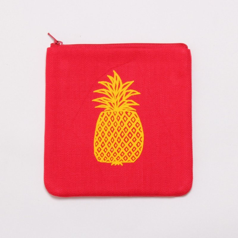 Happy New Year pineapple zip bag - กระเป๋าเครื่องสำอาง - ผ้าฝ้าย/ผ้าลินิน สีแดง